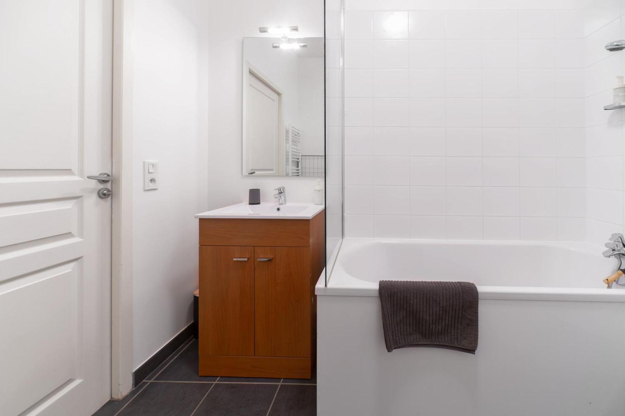 Le Brit - Grand Appartement Design, 3 Chambres, Centre Ville فيشي المظهر الخارجي الصورة