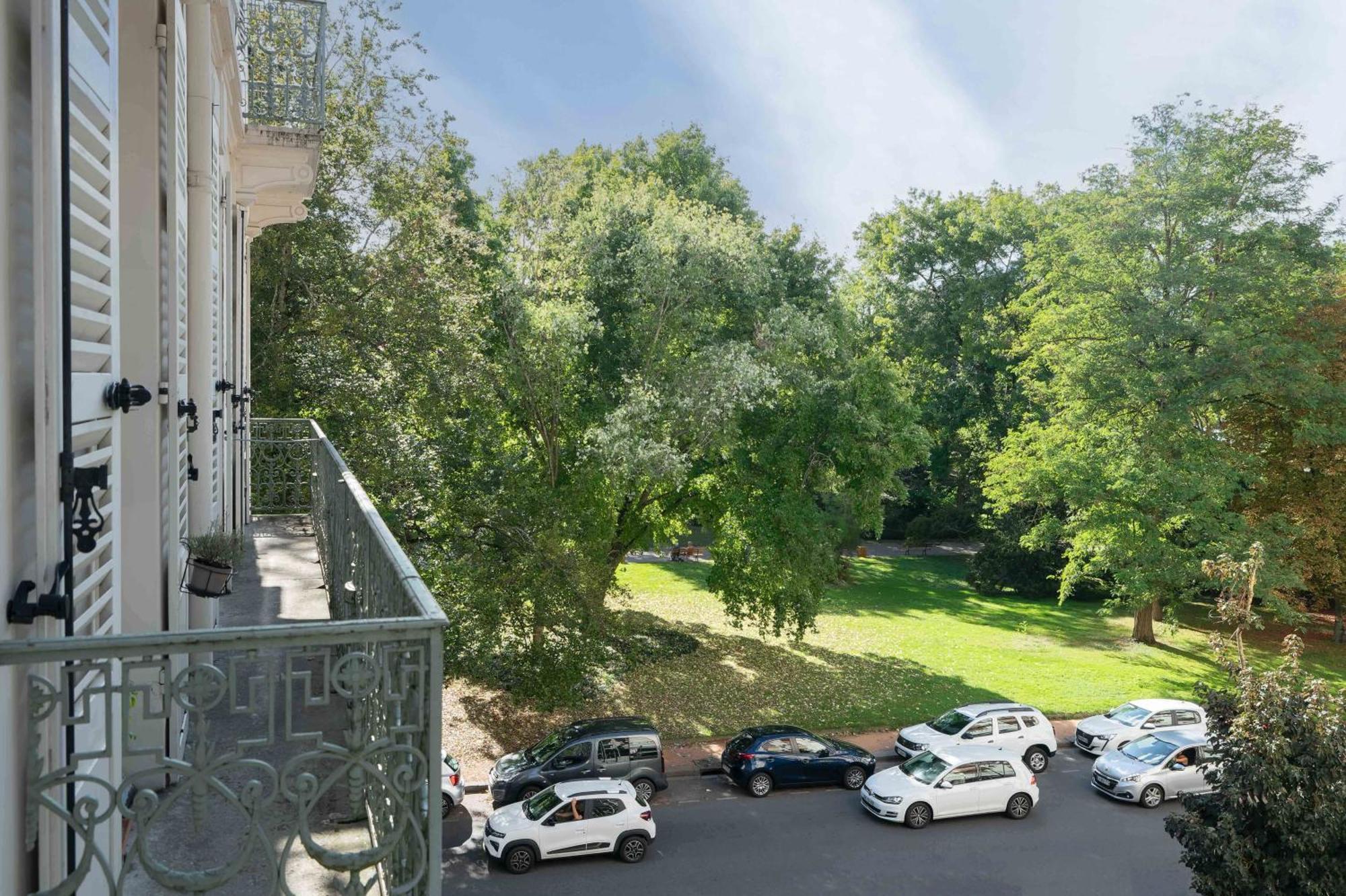 Le Brit - Grand Appartement Design, 3 Chambres, Centre Ville فيشي المظهر الخارجي الصورة