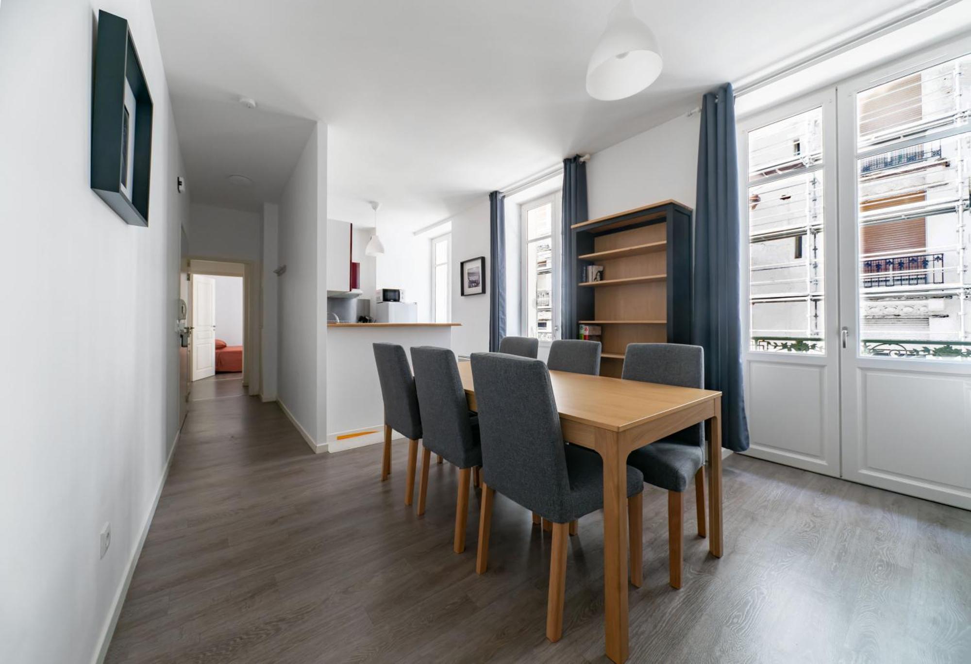 Le Brit - Grand Appartement Design, 3 Chambres, Centre Ville فيشي المظهر الخارجي الصورة